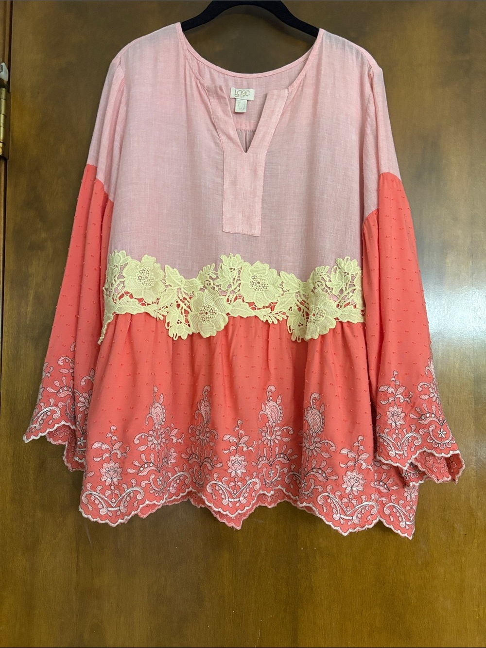 LOGO by Lori Goldstein Pink and Coral Peasant Tunic with Cream Lace Trim